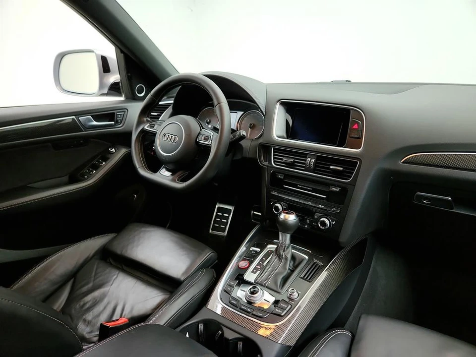 2016 Audi 8R SQ5 - Image 25 of 31