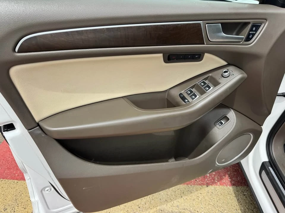 2016 Audi 8R SQ5 - Image 11 of 16