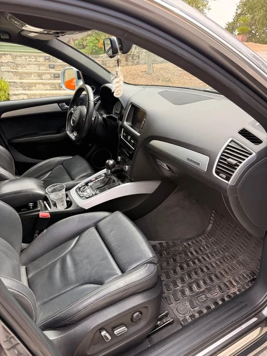 2016 Audi 8R SQ5 - Image 12 of 19