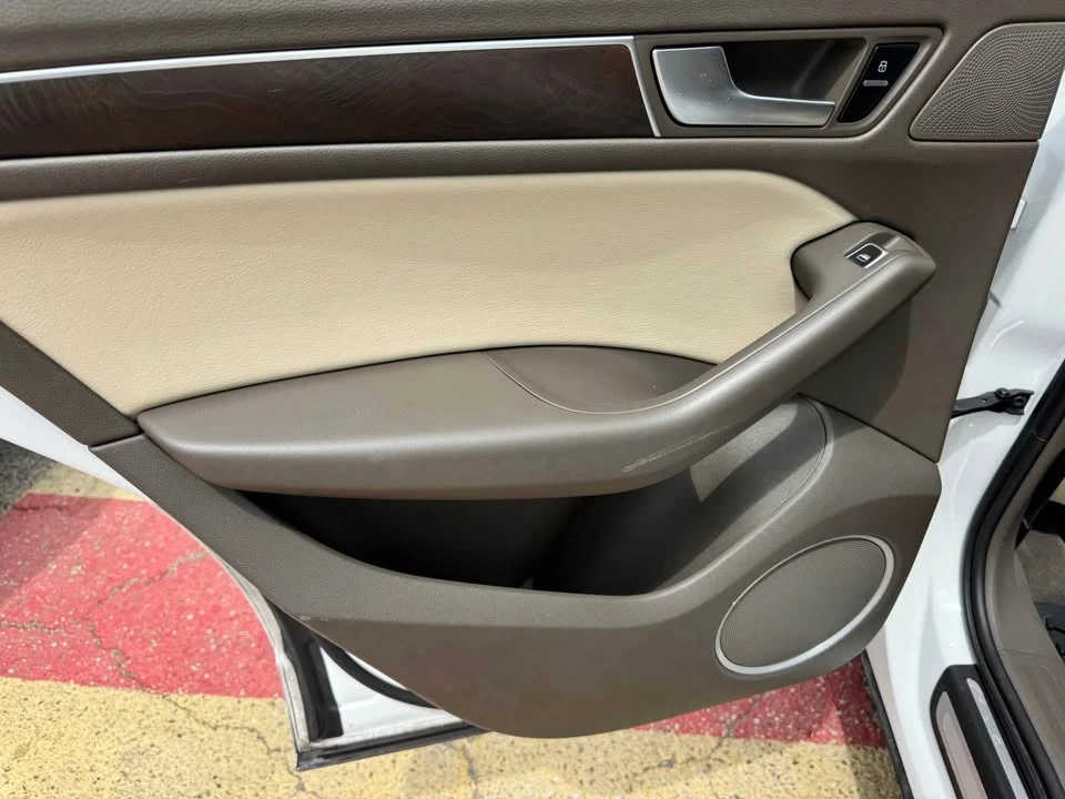 2016 Audi 8R SQ5 - Image 10 of 16