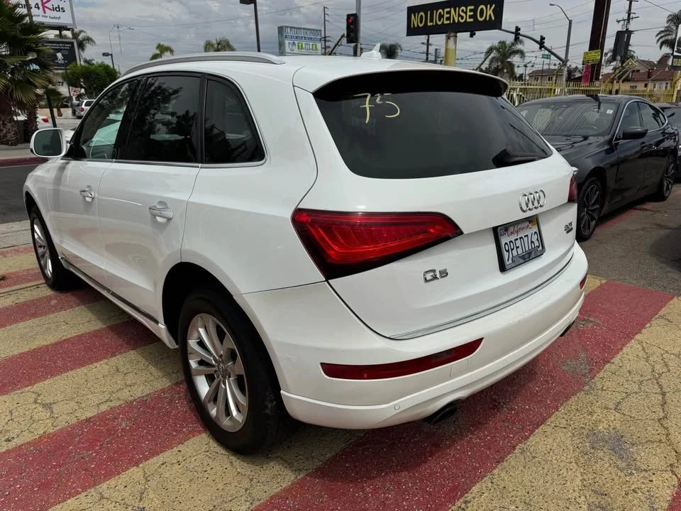 2016 Audi 8R SQ5 - Image 6 of 16