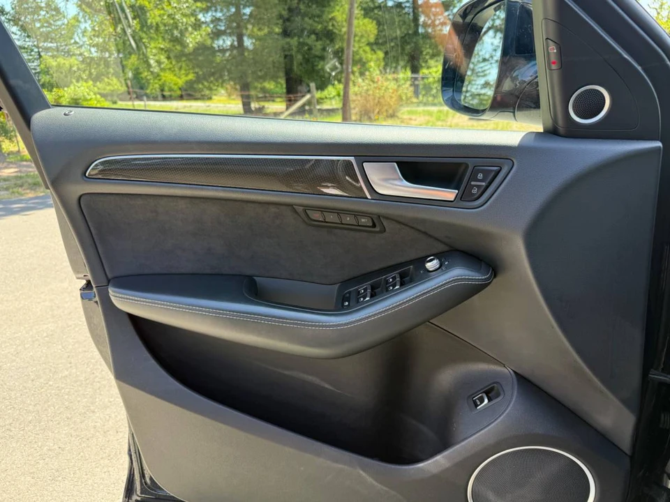 2016 Audi 8R SQ5 - Image 11 of 20