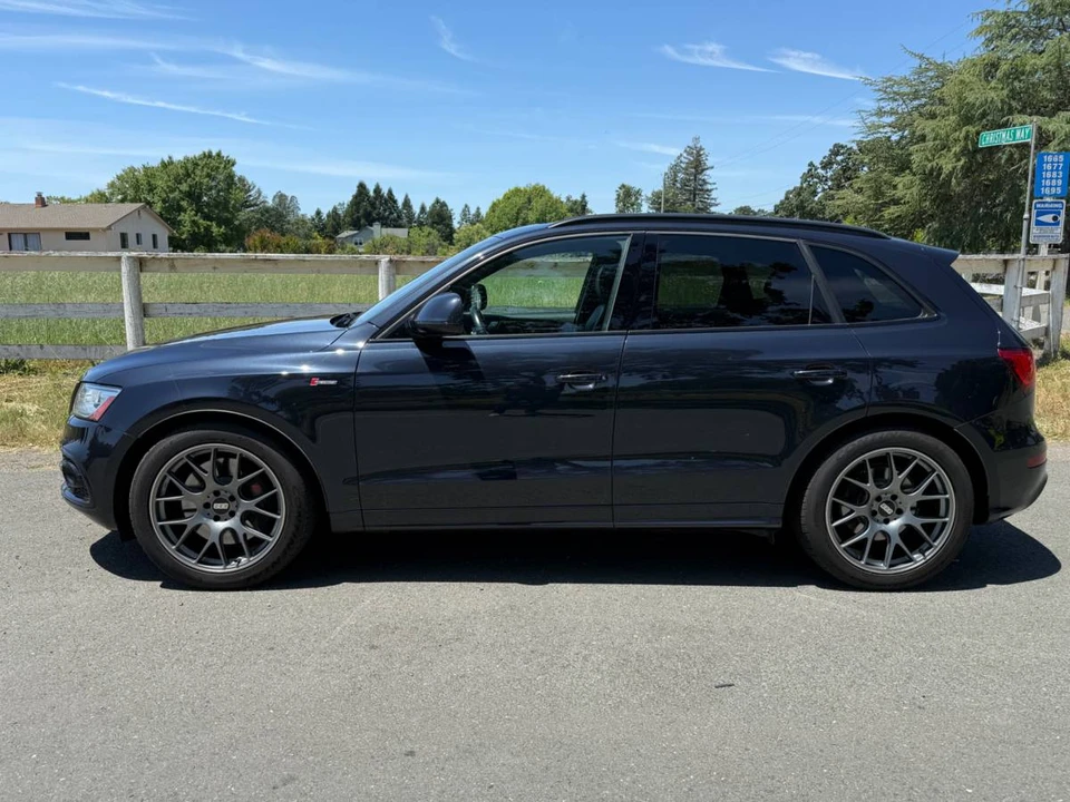 2016 Audi 8R SQ5 - Image 2 of 20