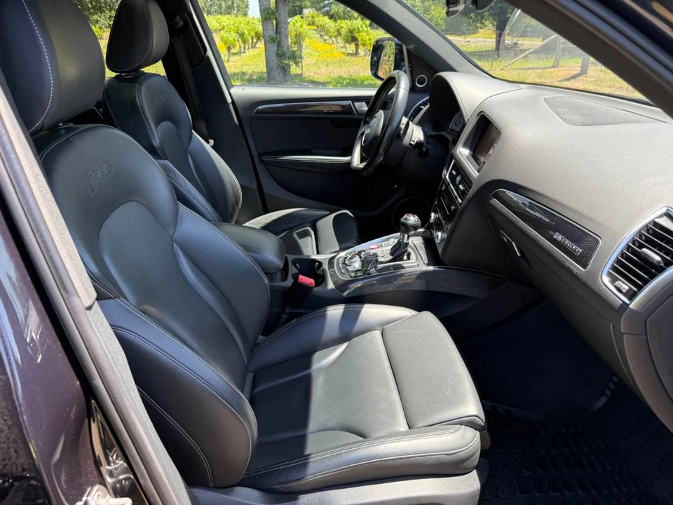 2016 Audi 8R SQ5 - Image 9 of 20