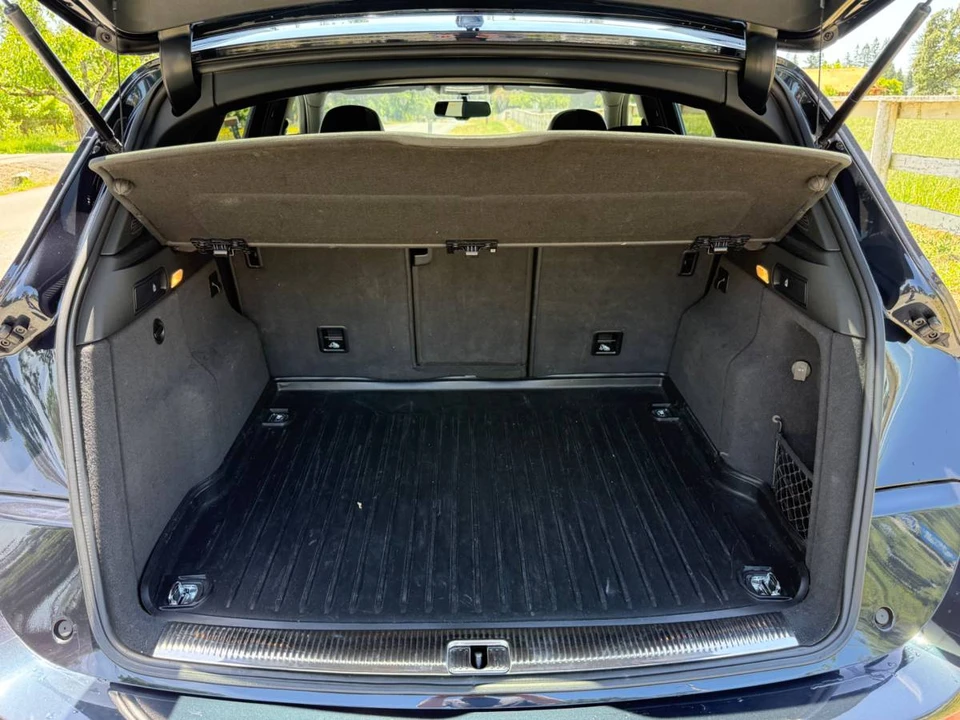 2016 Audi 8R SQ5 - Image 13 of 20