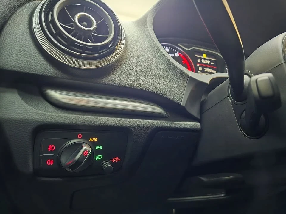 2016 Audi 8V A3 - Image 11 of 16