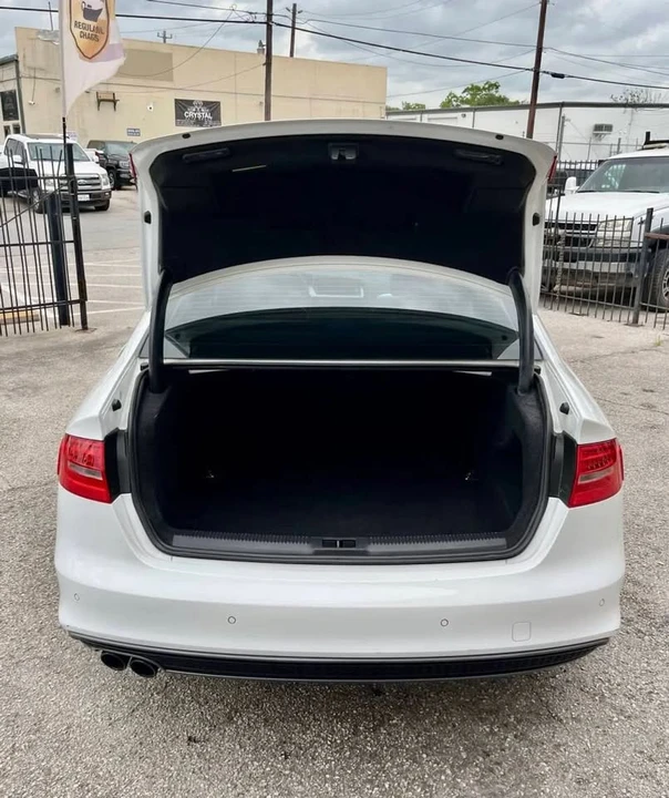 2016 Audi B9 A4 - Image 11 of 20