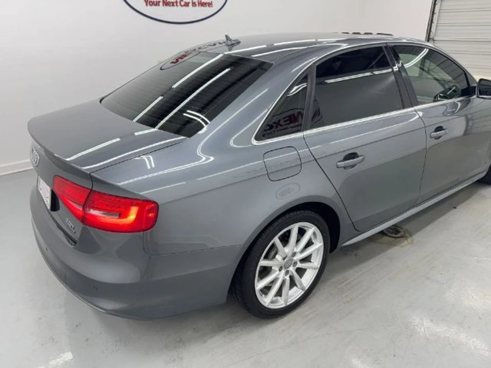 2016 Audi A4 - Image 10 of 17