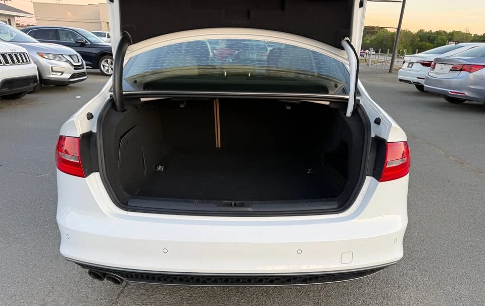2016 Audi B8 A4 - Image 11 of 19