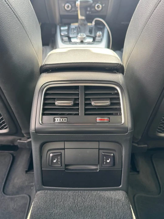 2016 Audi A4 - Image 12 of 17