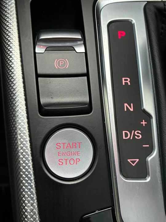 2016 Audi B8 A4 - Image 17 of 20