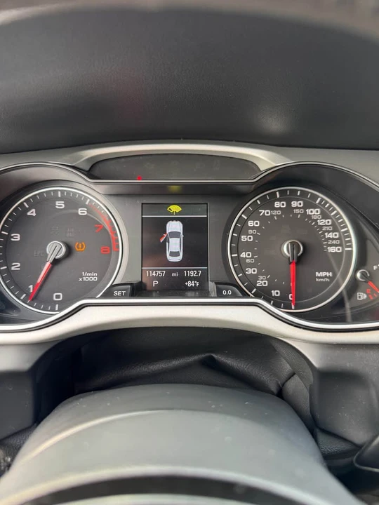 2016 Audi B8 A4 - Image 11 of 15