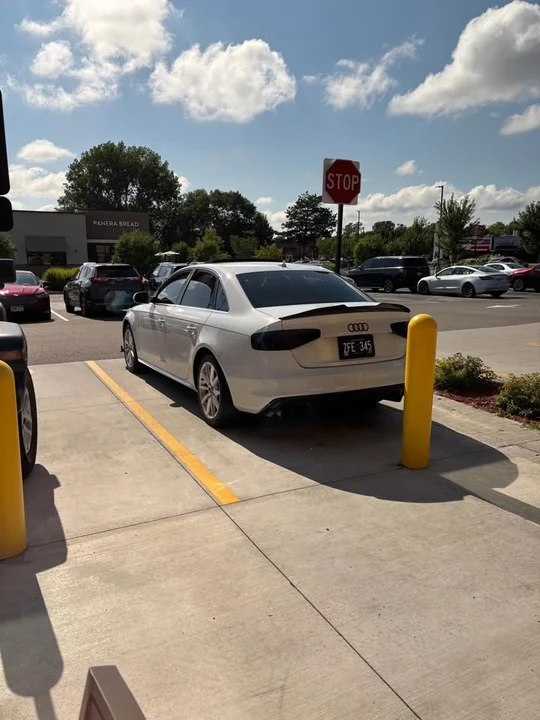 2016 Audi B8 A4 - Image 6 of 12