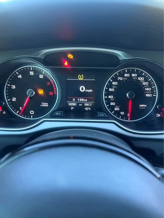 2016 Audi B8 A4 - Image 9 of 20