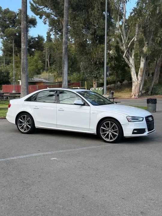2016 Audi B8 A4 - Image 9 of 16