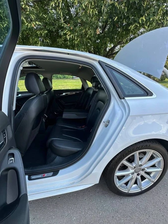2016 Audi B8 A4 - Image 11 of 19