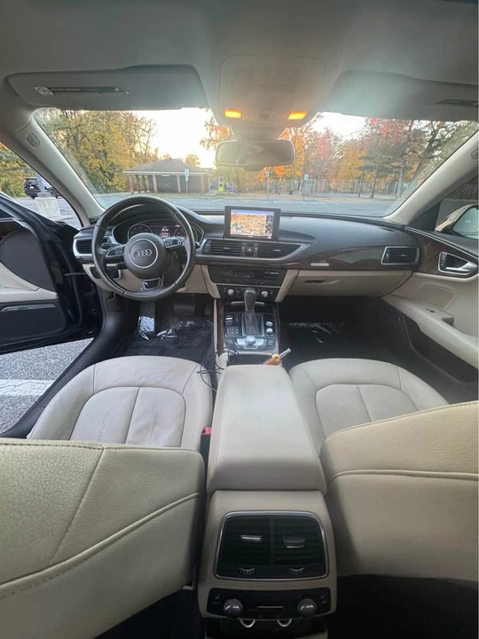 2016 Audi C7 A7 - Image 8 of 19