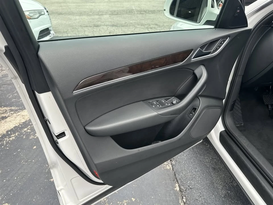 2016 Audi 8U Q3 - Image 9 of 10
