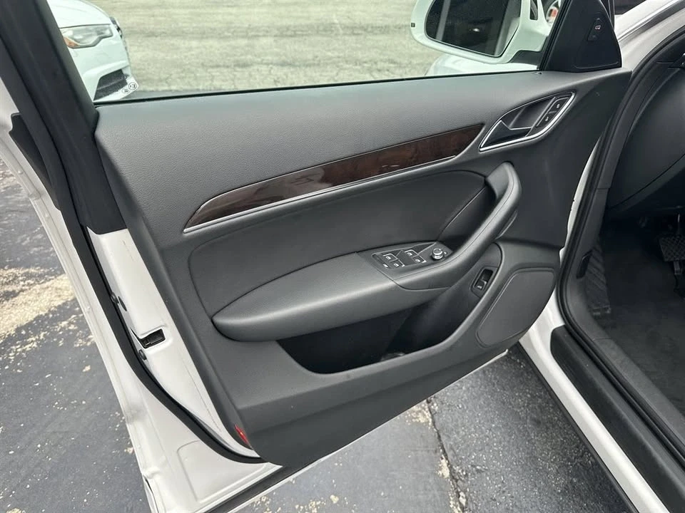 2016 Audi 8U Q3 - Image 8 of 9