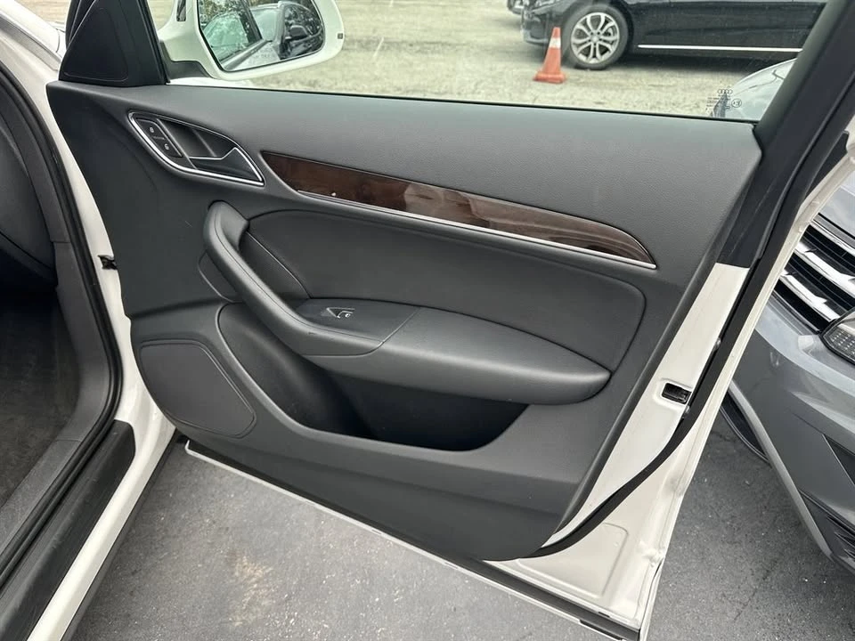 2016 Audi 8U Q3 - Image 10 of 10