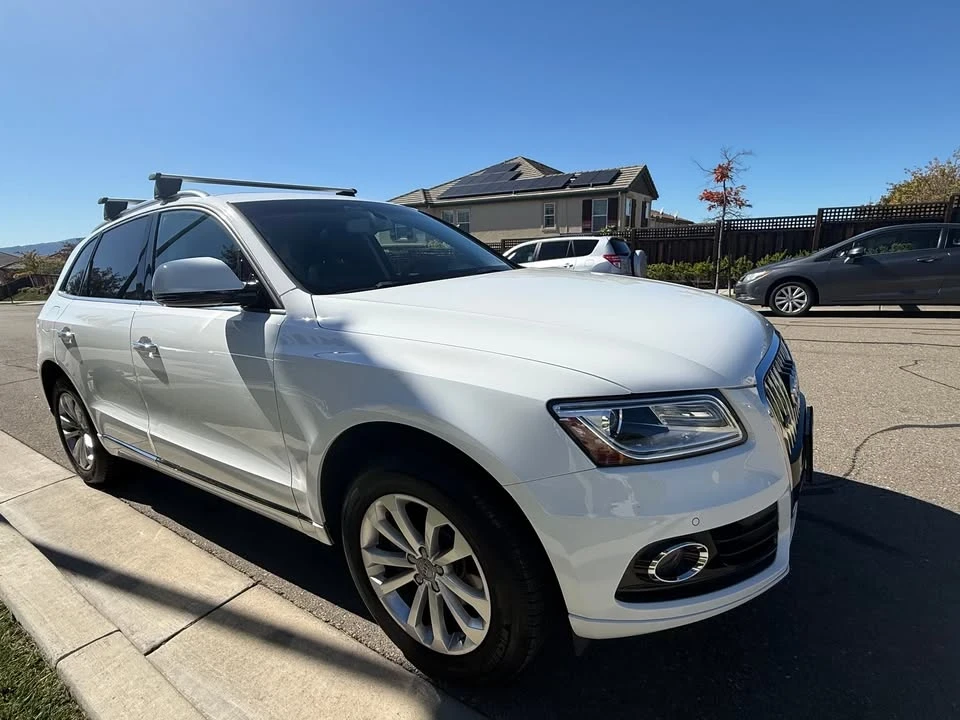 2016 Audi 8R Q5 - Image 2 of 3