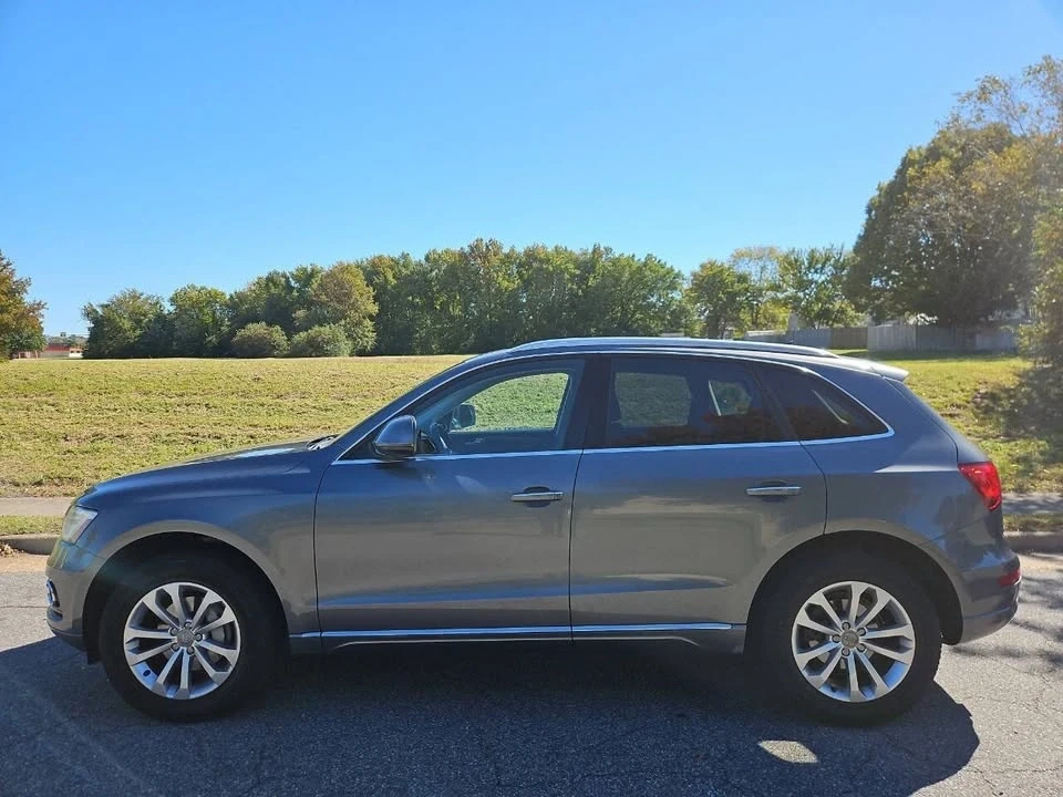 2016 Audi 8R Q5 - Image 2 of 20