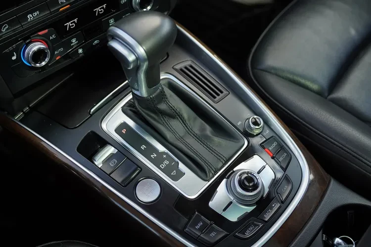 2016 Audi 8R Q5 - Image 15 of 18