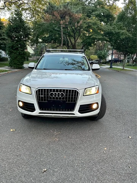2016 Audi 8R Q5 - Image 2 of 15