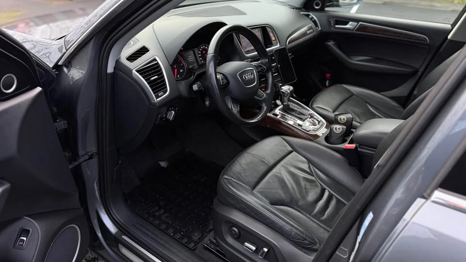 2016 Audi 8R Q5 - Image 10 of 17