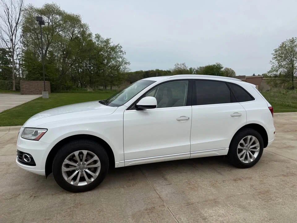 2016 Audi 8R Q5 - Image 2 of 9