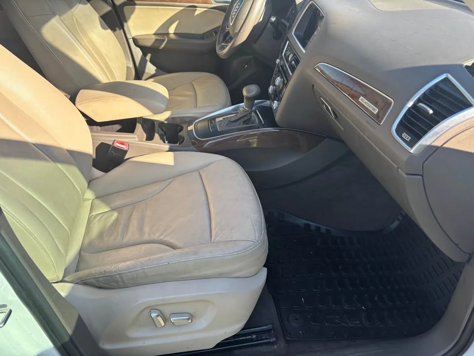 2016 Audi 8R Q5 - Image 8 of 9