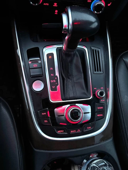 2016 Audi 8R Q5 - Image 10 of 13