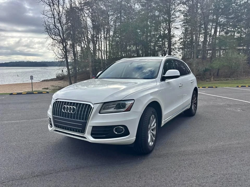 2016 Audi 8R Q5 - Image 2 of 11