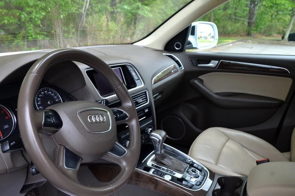 2016 Audi 8R Q5 - Image 14 of 19