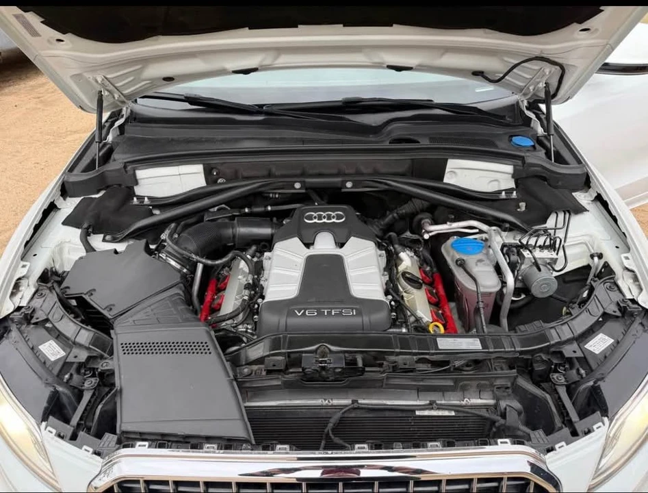 2016 Audi 8R Q5 - Image 12 of 13