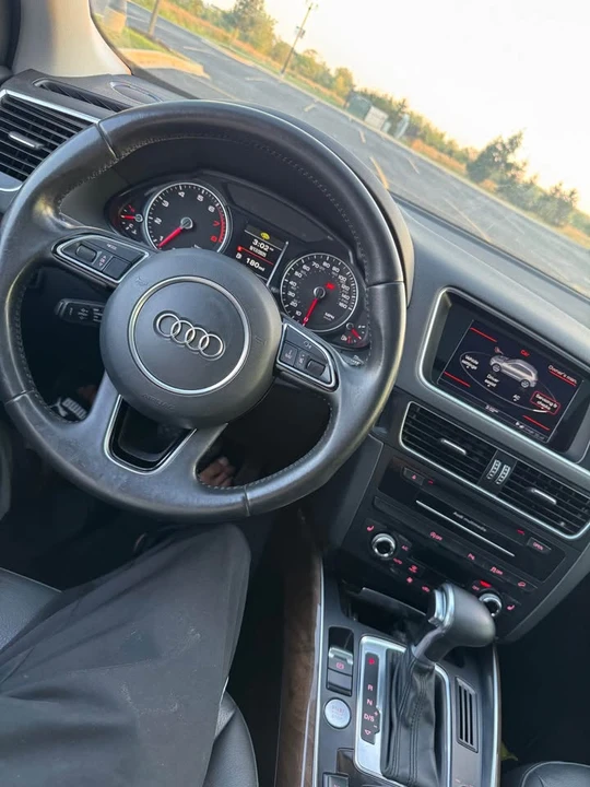 2016 Audi 8R Q5 - Image 8 of 12