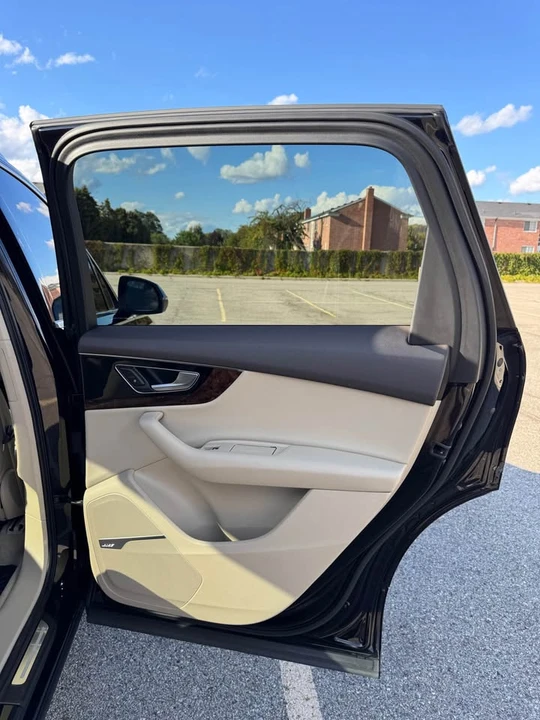 2016 Audi 4M Q7 - Image 8 of 17