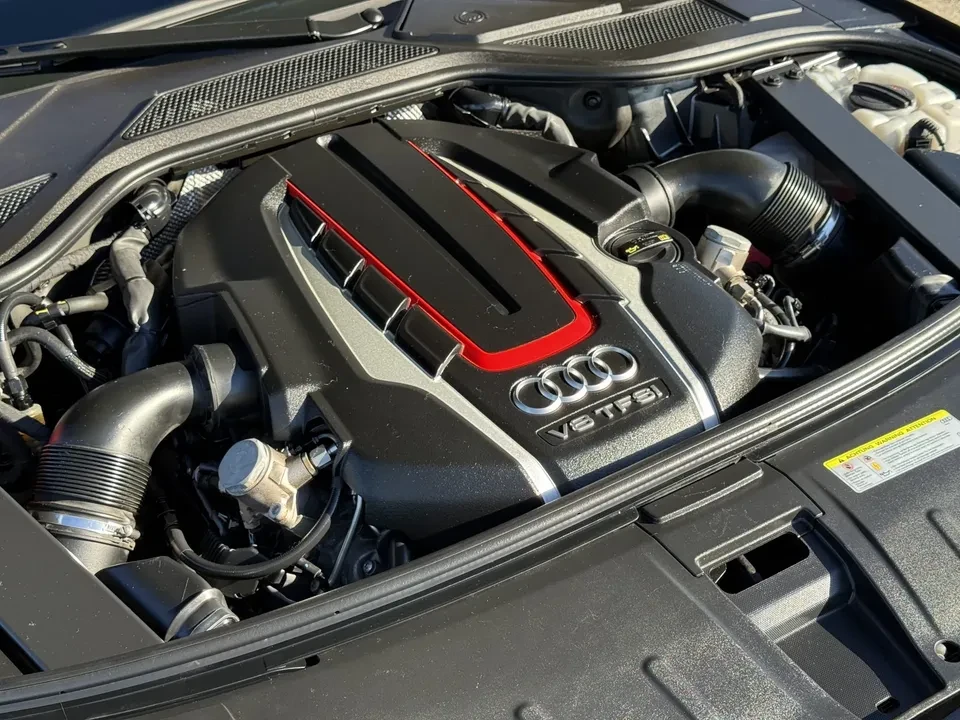2016 Audi D4 S8 - Image 6 of 9