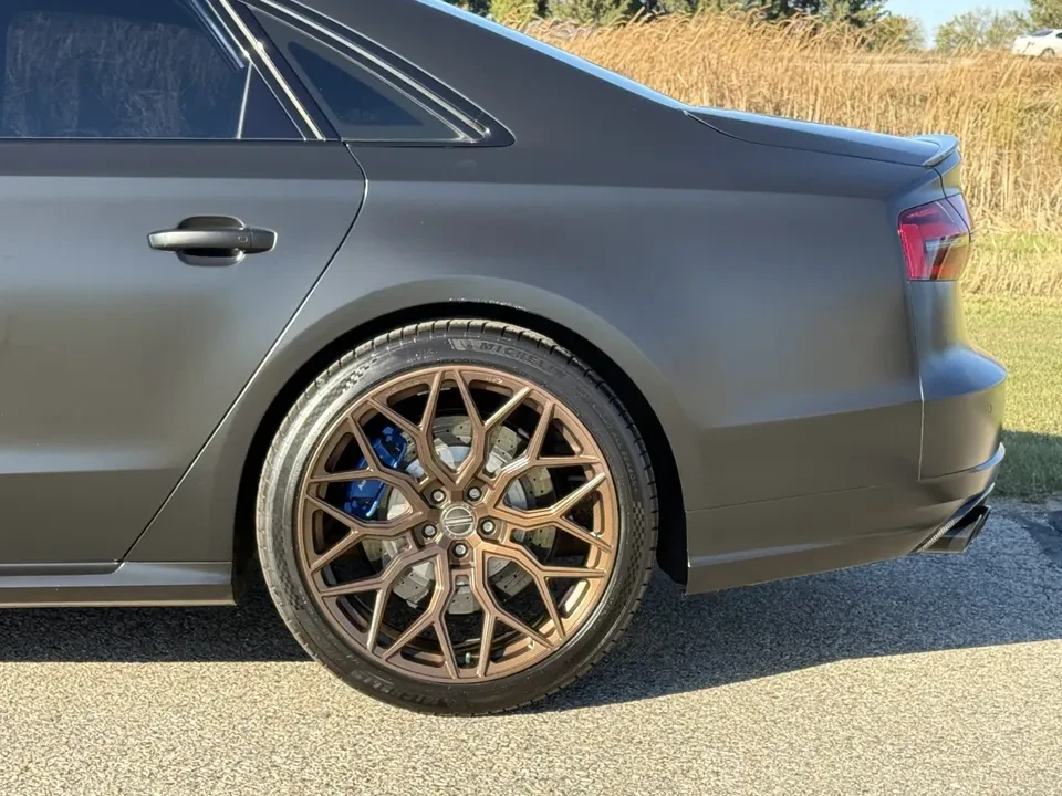 2016 Audi D4 S8 - Image 4 of 9