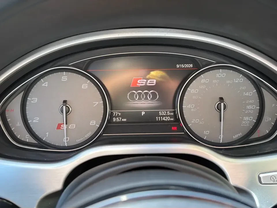 2016 Audi D4 S8 - Image 11 of 20