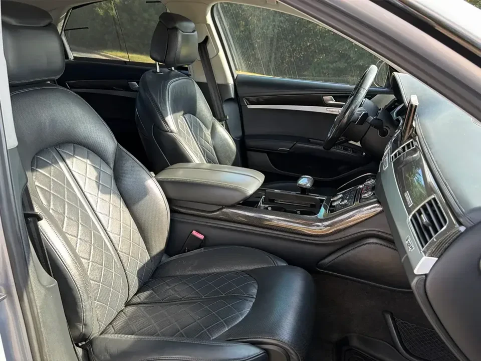 2016 Audi D4 S8 - Image 15 of 20