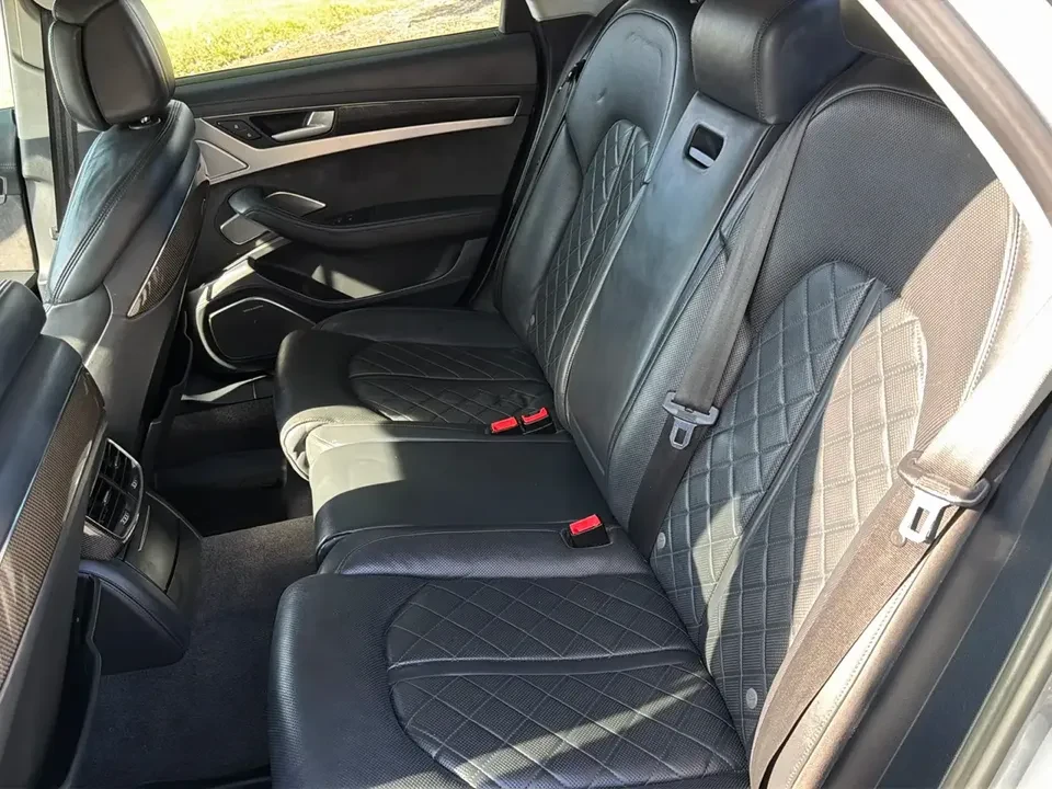 2016 Audi D4 S8 - Image 14 of 20