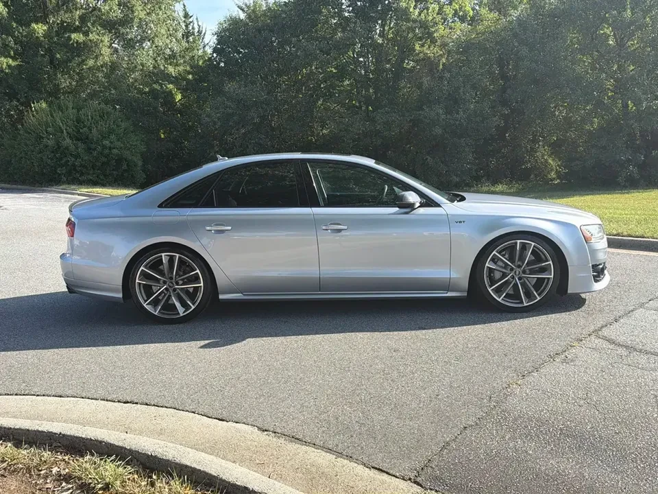 2016 Audi D4 S8 - Image 4 of 20