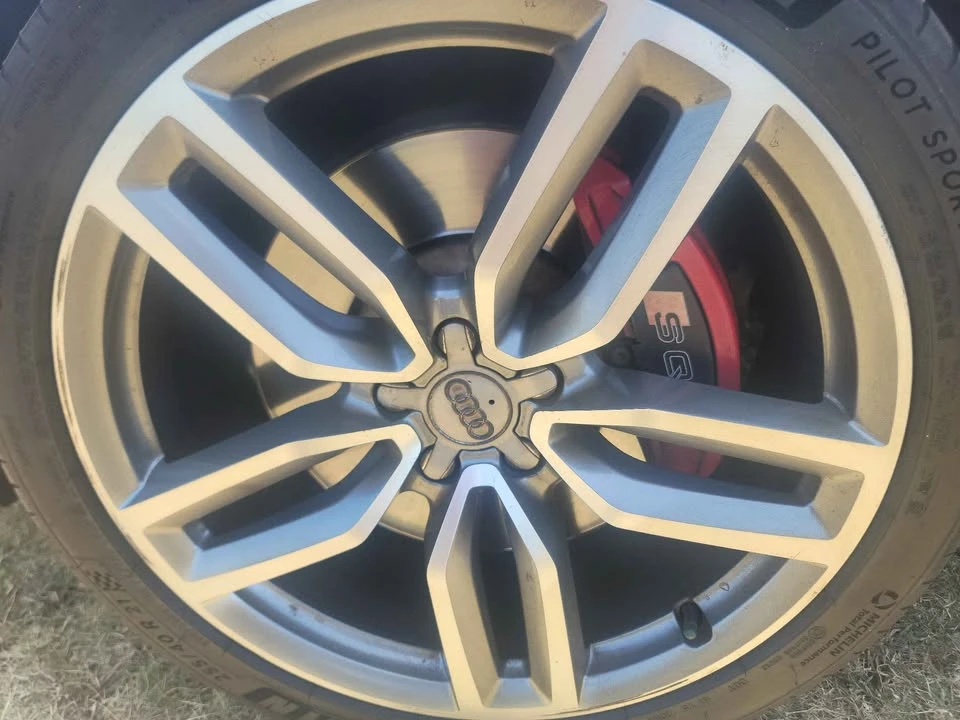 2016 Audi 8R SQ5 - Image 14 of 19