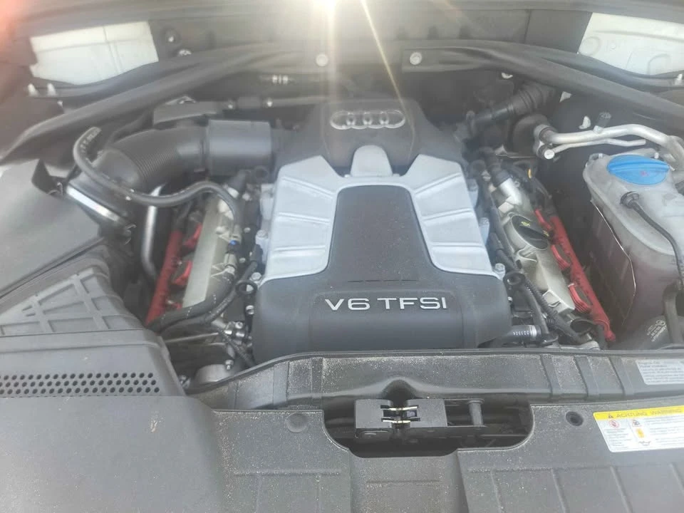 2016 Audi 8R SQ5 - Image 13 of 19