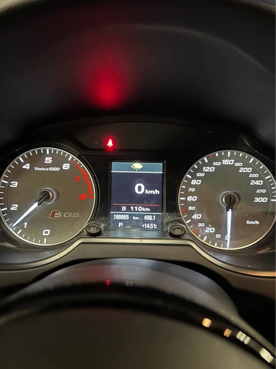 2016 Audi 8R SQ5 - Image 12 of 15