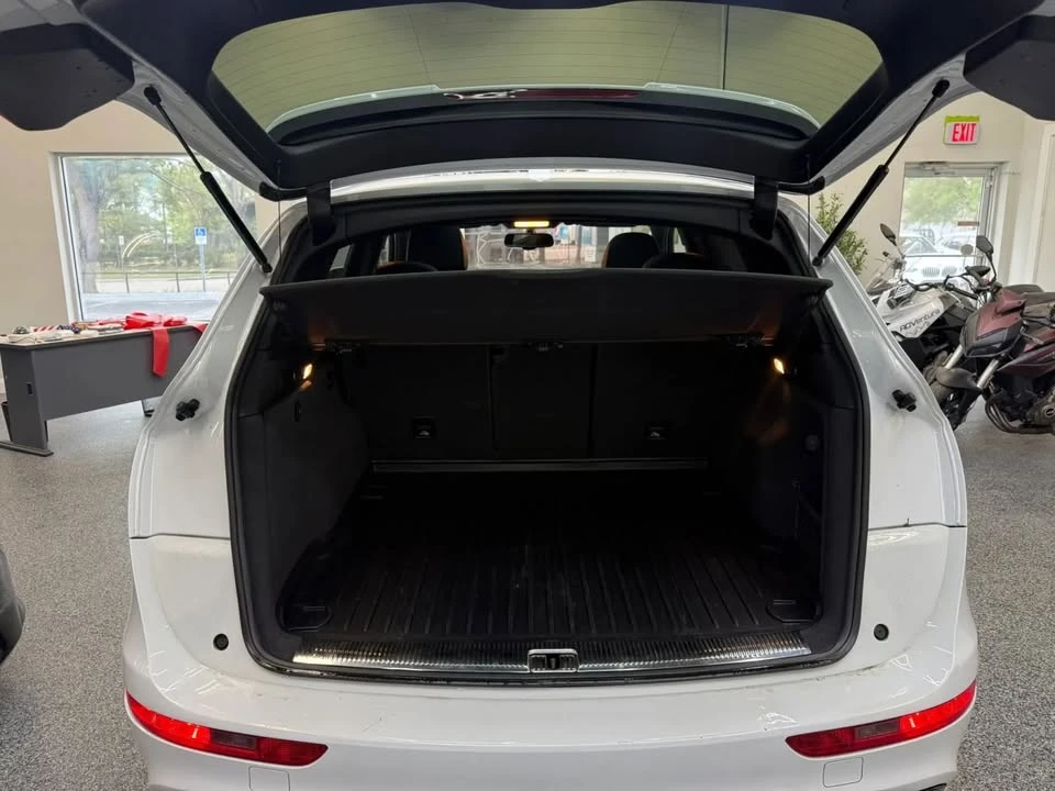 2016 Audi 8R SQ5 - Image 12 of 20