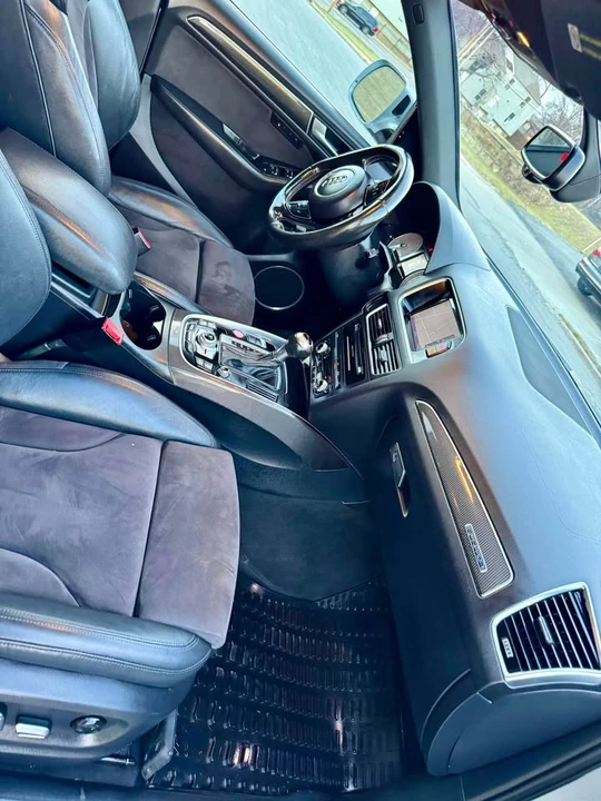 2016 Audi 8R SQ5 - Image 15 of 20