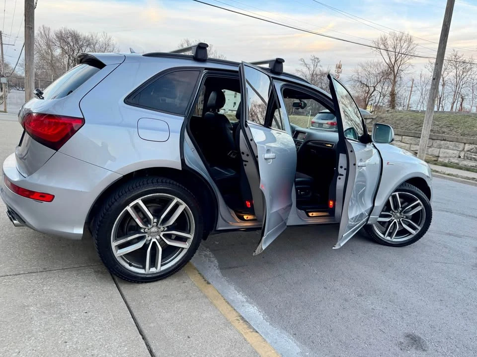 2016 Audi 8R SQ5 - Image 7 of 20