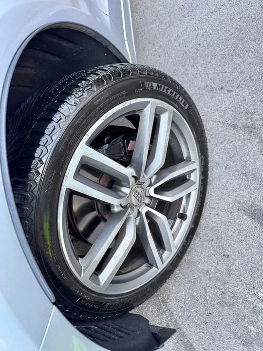 2016 Audi 8R SQ5 - Image 10 of 20
